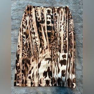 New York and Company Stretch Abstract Skirt